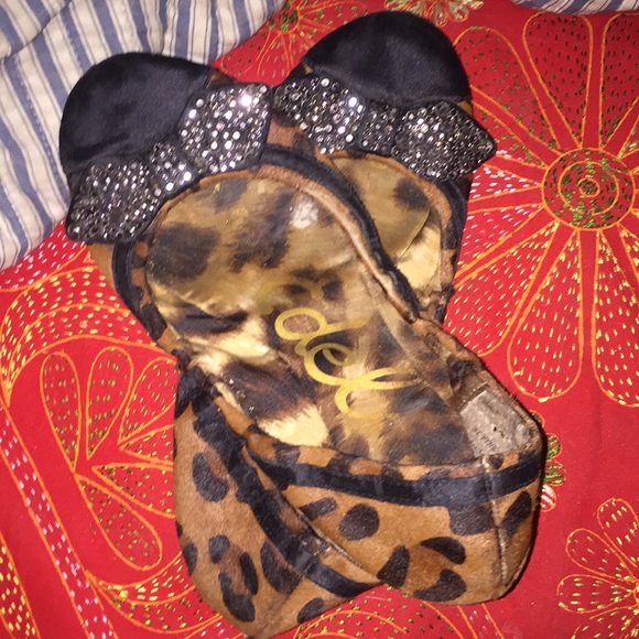 Cheetah Print Flats - Picture 3 of 3